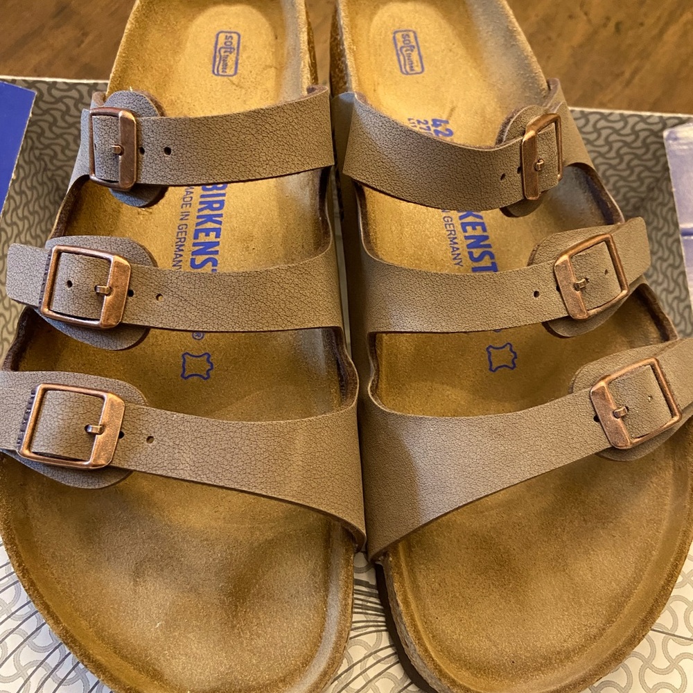 Brand new women’s Birkenstock Florida mocca in real leather